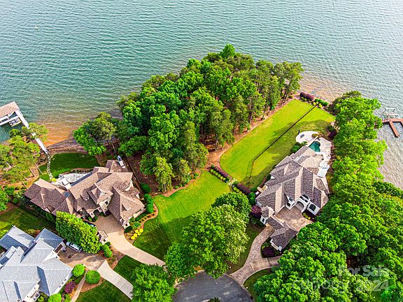 2nd image of 15506|15502 Fishermans Rest Ct #625-624