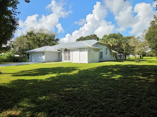 5877 Clydesdale Lane, Fort Pierce, FL 34987