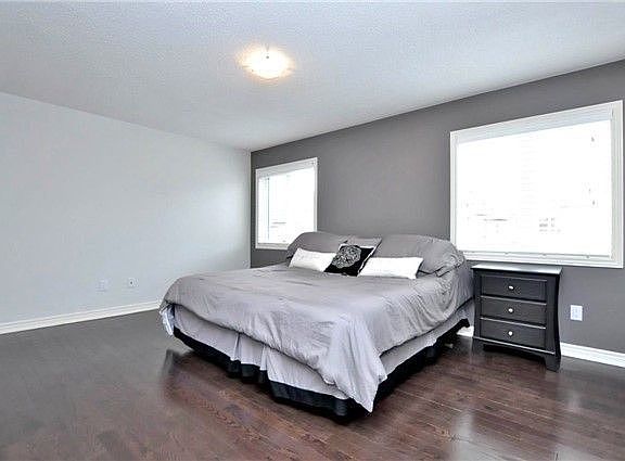 4th image of 26 Belfry Dr