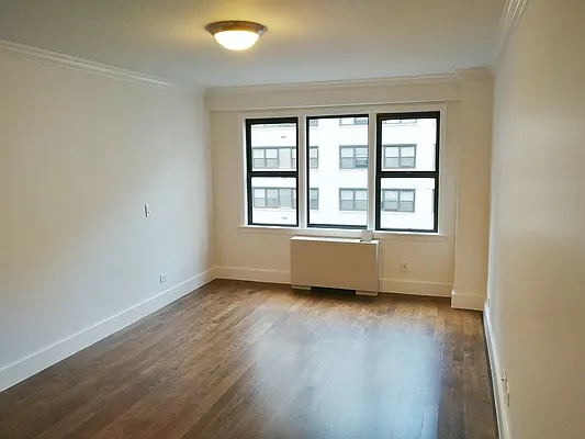 Rented by Oxford Property Group | media 5