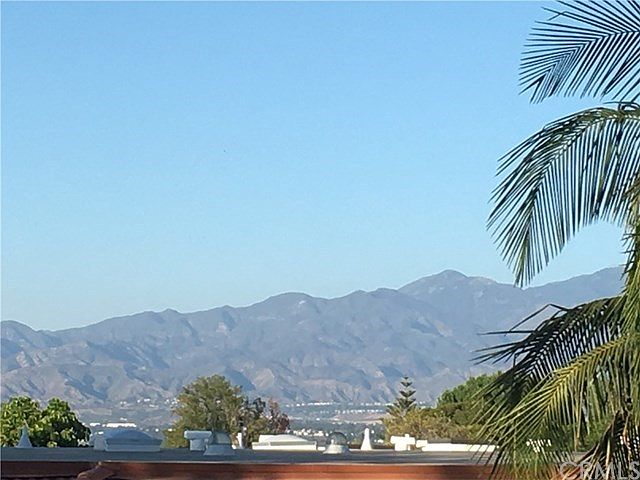 Saddleback mountain view from front patio