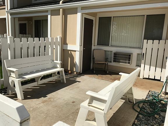 unit yard & picnic bench/table