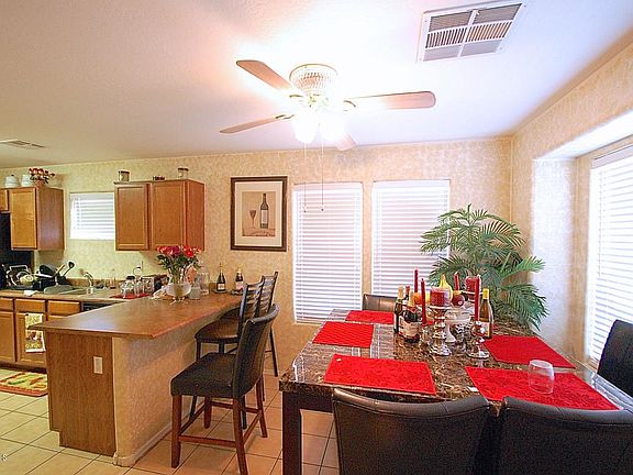 Breakfast Room