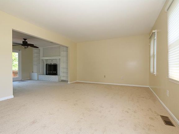 2nd image of 8662 Totempole Dr