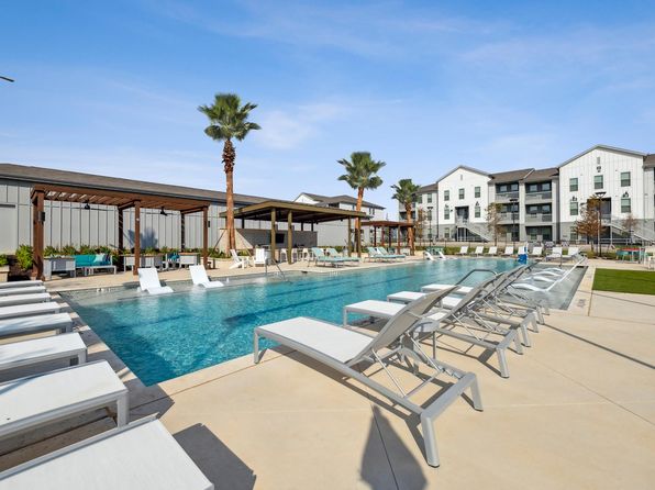 945 Blakey Ln #11106