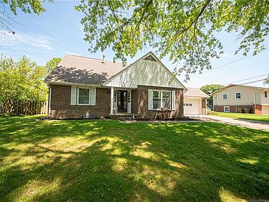 5120 Yellowwood Dr Columbus In 47203 Zillow