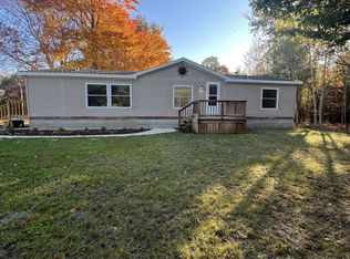 6436 Quarterline Rd, Spring Lake, MI 49456