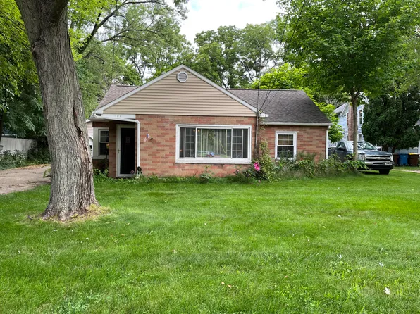 106 W Hughes St, Marshall, MI 49068