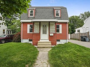 7 Ruggles St, Quincy, MA 02169