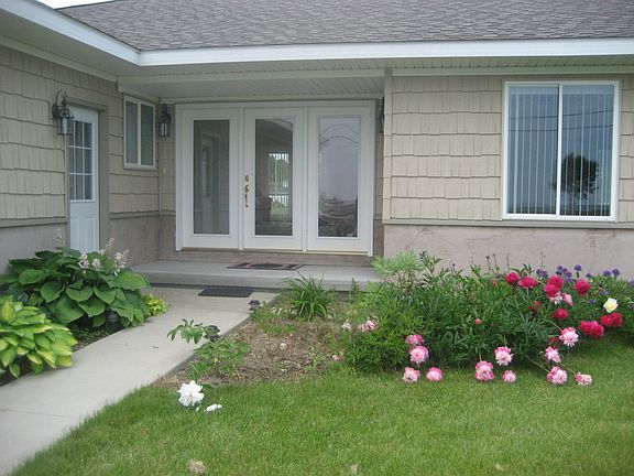 2nd image of 1440 Island Dr
