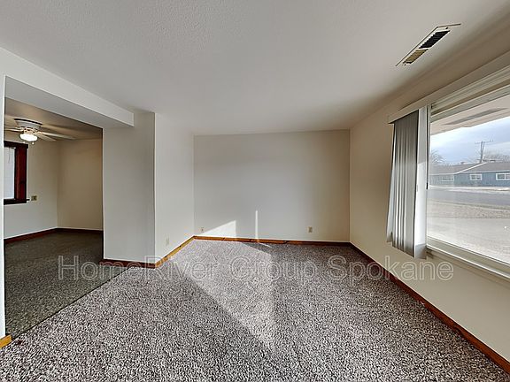 4th image of 5118 W Hoffman Pl