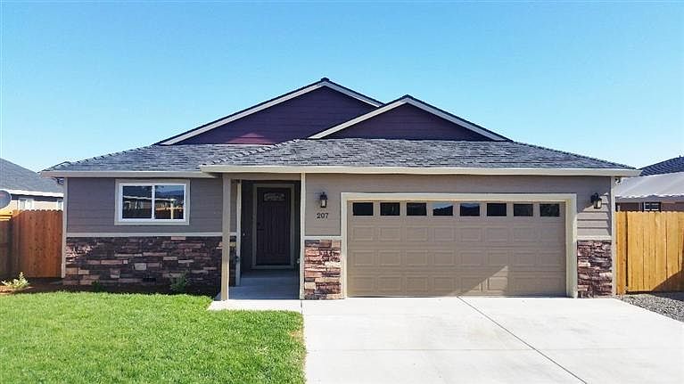 1st image of 212 Singing Grass Dr