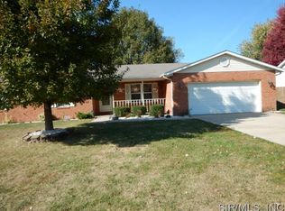 913 Mayfair Dr, Belleville, IL