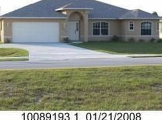 2512 Surfside Blvd, Cape Coral, FL 33914