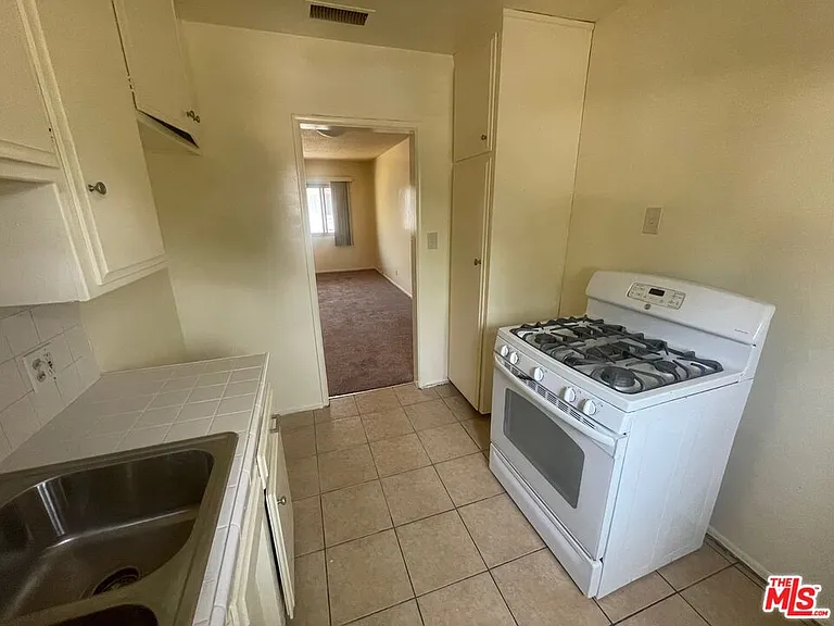 628 S Osage Ave #7 — Photo 6