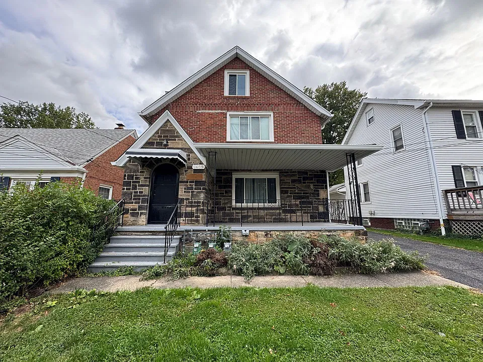1405 Sheffield Rd