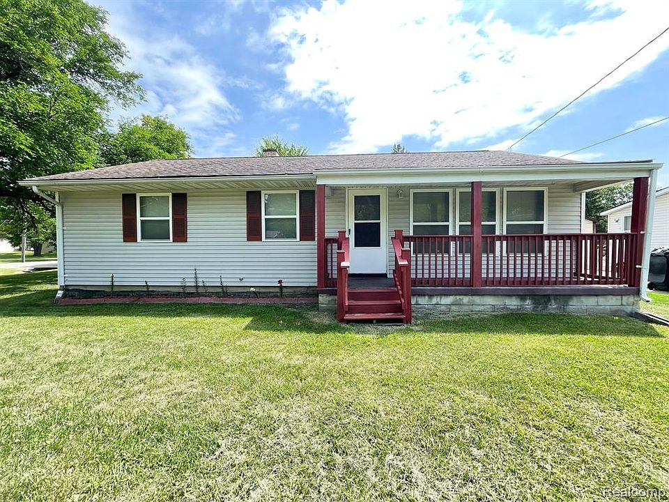 2190 Covert Rd Burton MI 48509 Zillow