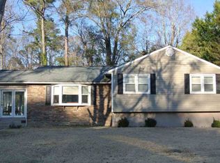 306 Woodhaven Drive, Jacksonville, NC 28540