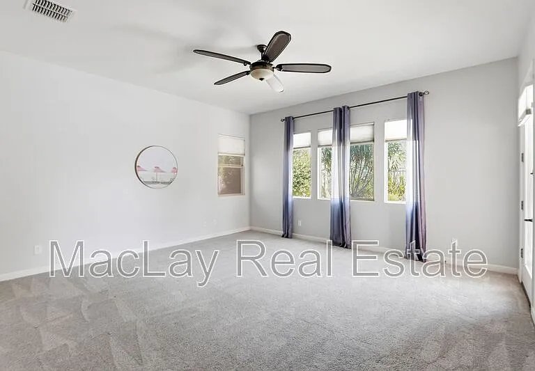 1142 E Bajor St — Photo 9