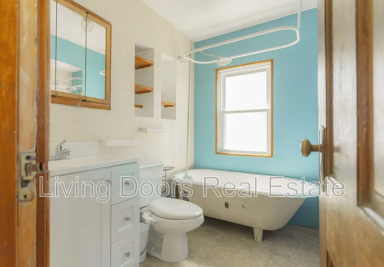 1025 N 8th St — Photo 28