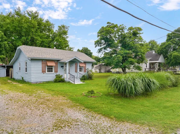 1214 S Market Street, Mt Vernon, MO 65712