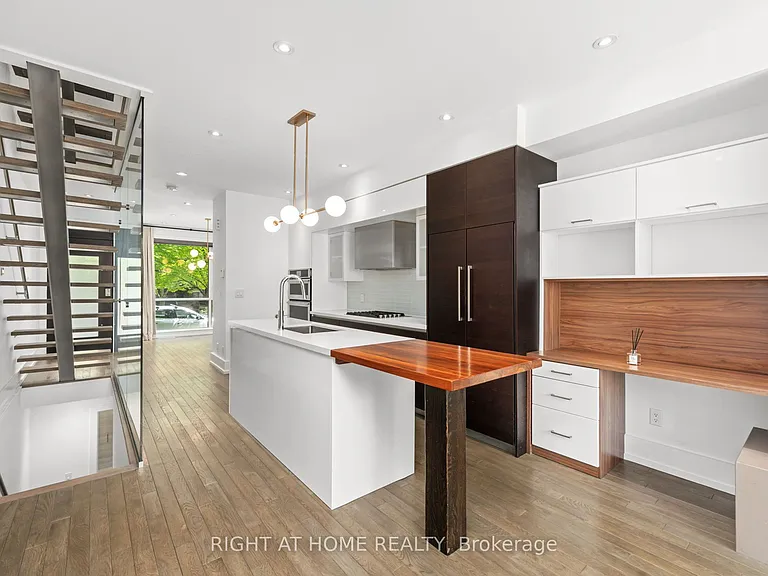66 Havelock St #11 — Photo 9