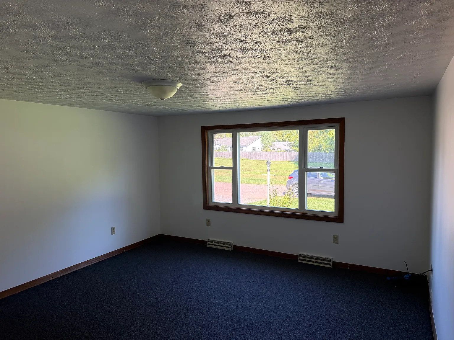 3 bed, 1556 sqft, $2,695 — Photo 3