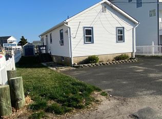 49 Waterway Ct, Brick, NJ 08723