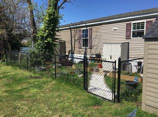 99 Holiday Mobile Home Park, Pontoon Beach, IL 62040