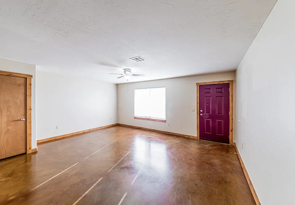 2505 W 58th St