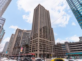 55 Harbour Sq #1913, Toronto, ON