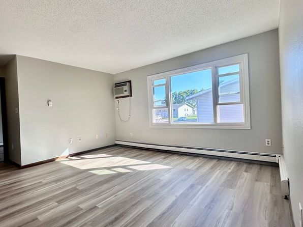 1014 5th St SE APT 203