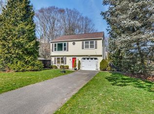 5 Trolley Bridge Rd, Shelton, CT 06484