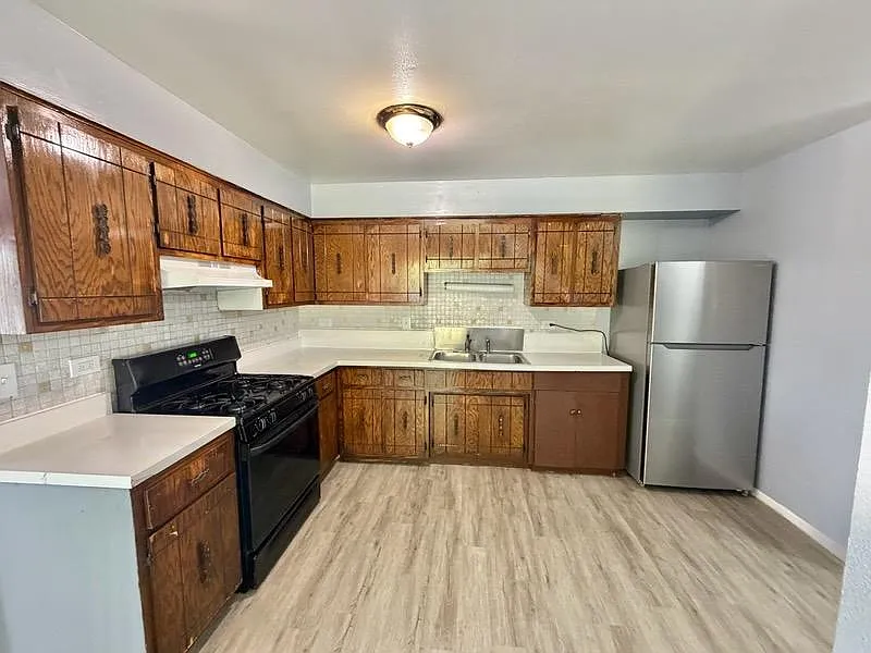 10602 Oak Tree Dr — Photo 4