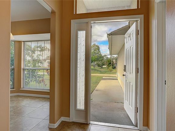 4th image of 1161 Blossom Drive