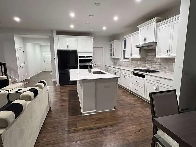 7155 Buckley Branch Dr — Photo 3