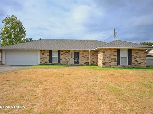 82 Janell Dr, Alexandria, LA 71303