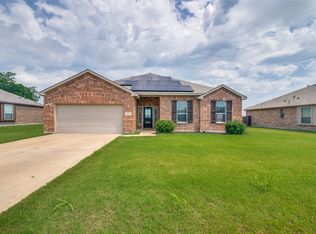 465 Collin St, Nevada, TX 75173