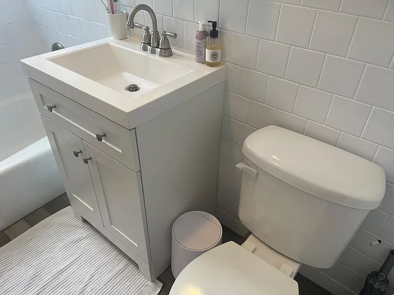 23 Essex St #2 — Photo 12