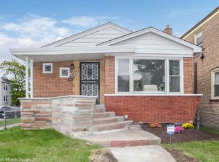 7801 S Champlain Ave, Chicago, IL 60619