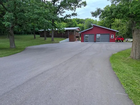 23702 300th St, Browerville, MN 56438