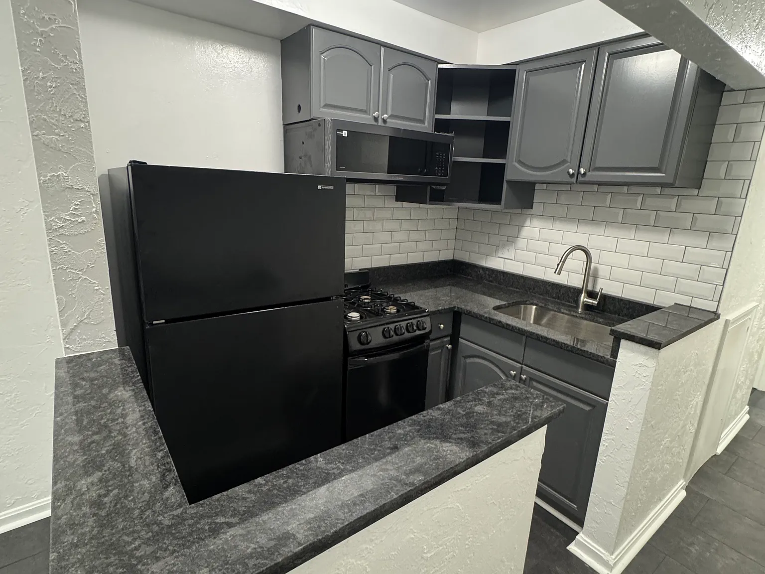 94 S 12th Street — Photo 1