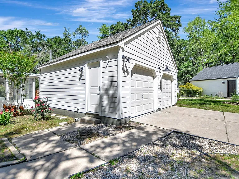 7 Bitterwood Ct — Photo 42