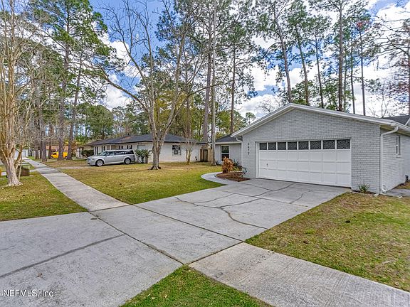 4th image of 3672 TORRE GRANDE Avenue