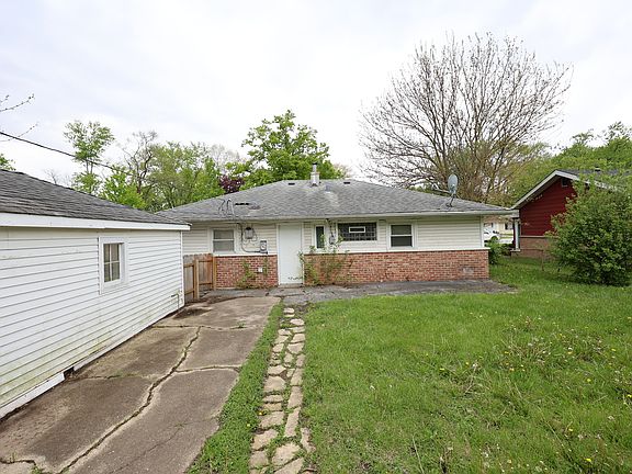 4th image of 366 Blackhawk Dr