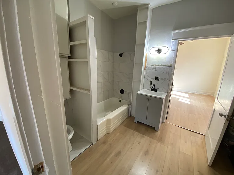 1127 Metropolitan Pkwy SW #2 — Photo 10
