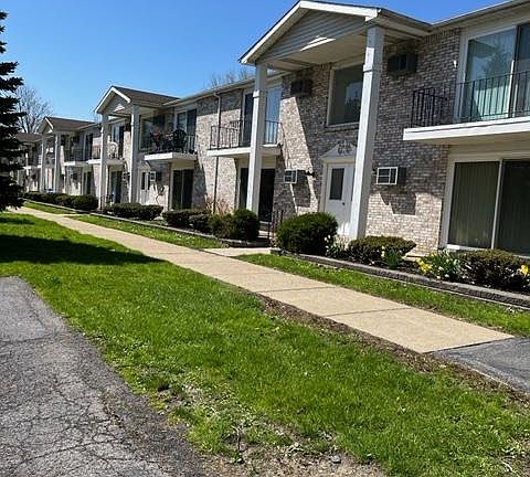 4th image of 900 E Robinson St #00362b097