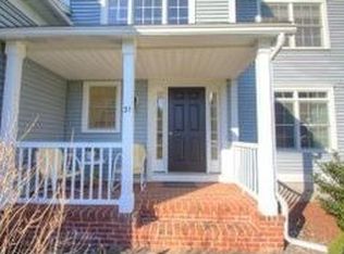 31 Wiggin Way, Stratham, NH 03885