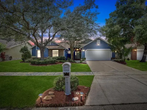 5717 Erhardt Dr, Riverview, FL 33578