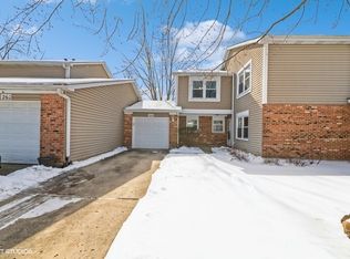 260 Sutton Ct, Bloomingdale, IL 60108